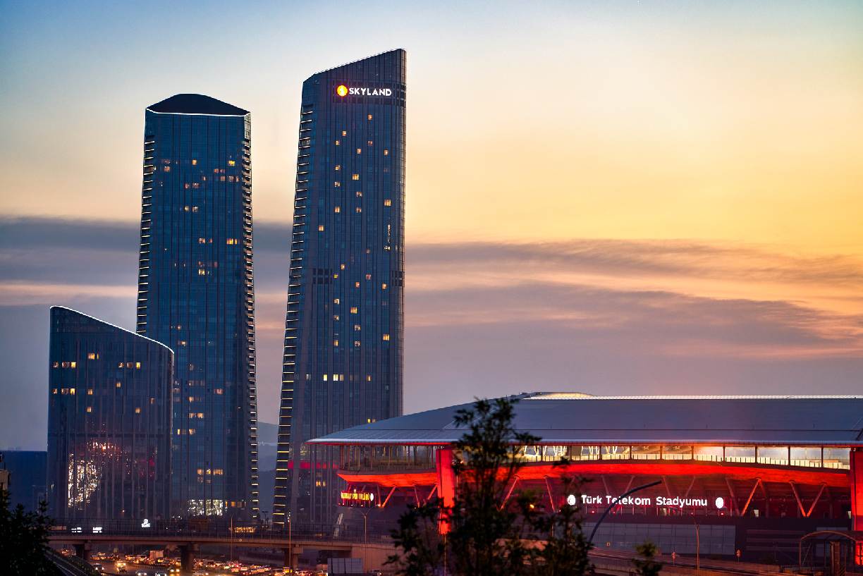 Luxury 1+1 Apartment for Sale in Skyland Istanbul — Citizenship Eligible